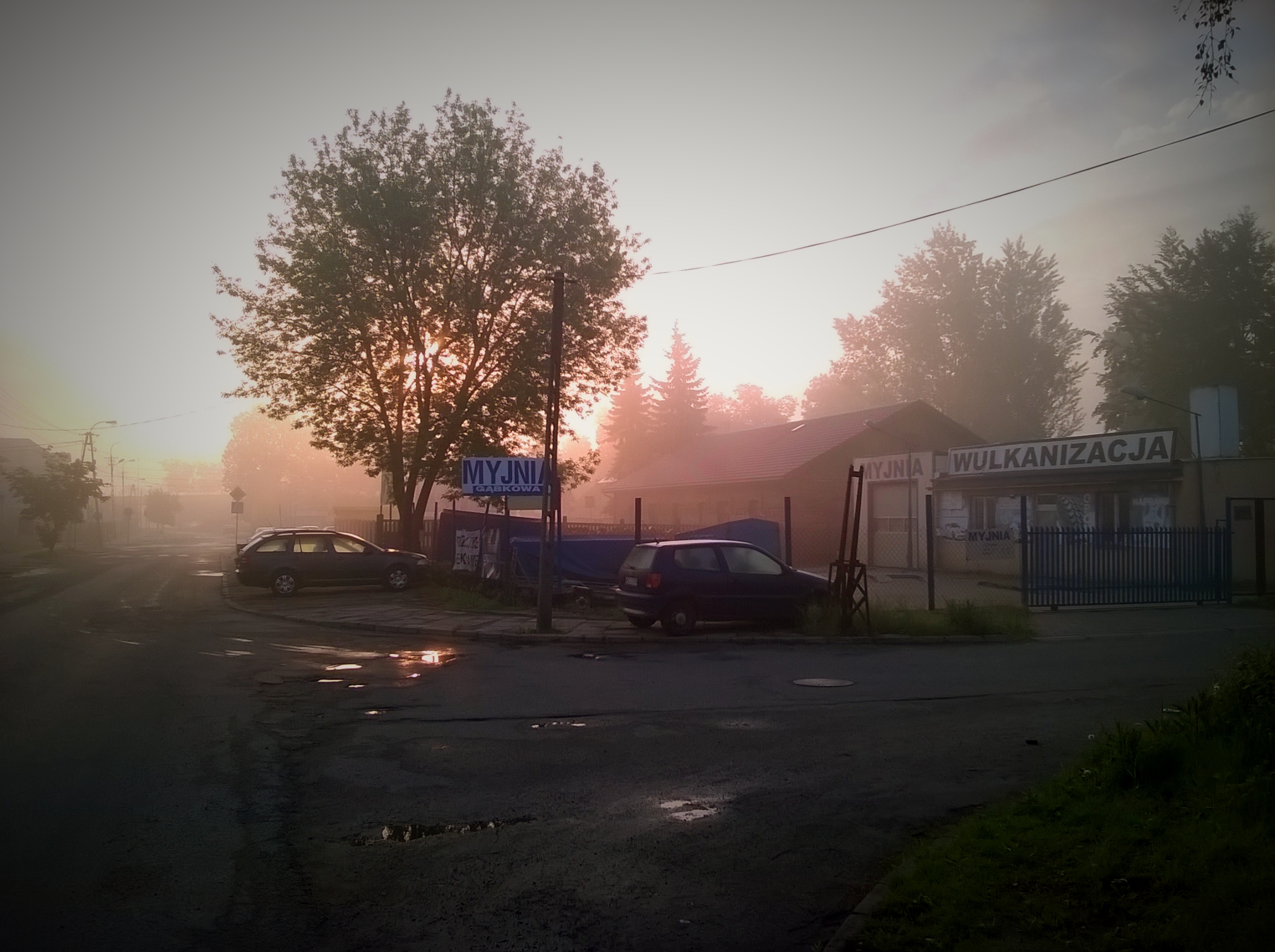 Warto wstać wcześniej, bo mgły i pusto.